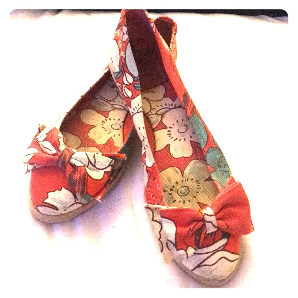 Tory burch orange floral flats size 7